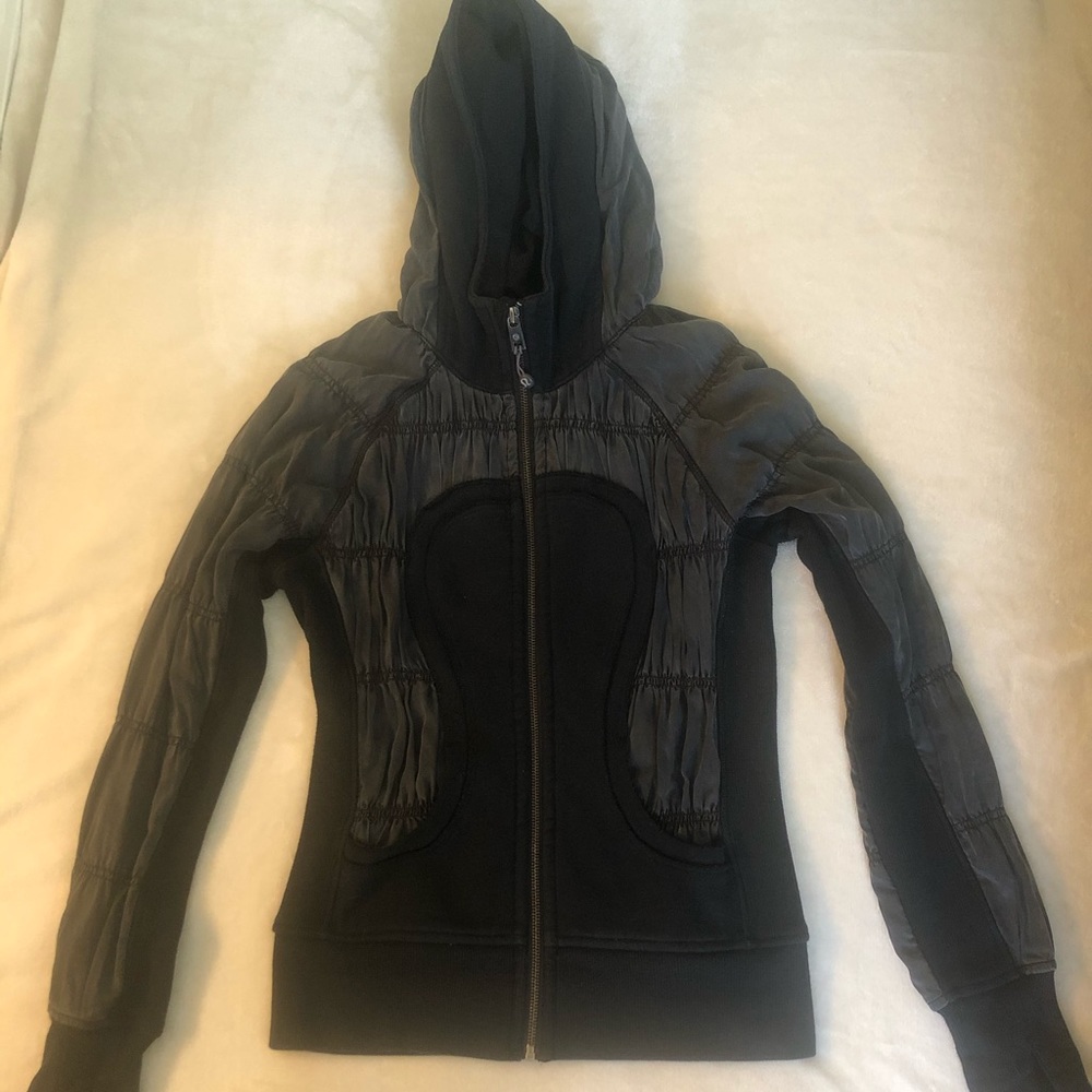 Lululemon zip up jacket hoodie
